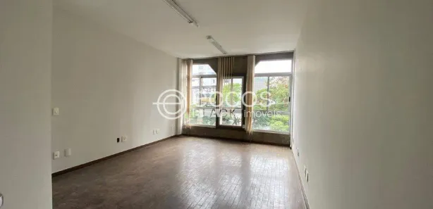 Sala Comercial à venda, 113m² no Santo Agostinho, Belo Horizonte