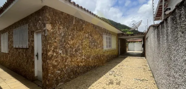 Casa com 4 Quartos à venda, 500m² no Guaiúba, Guarujá