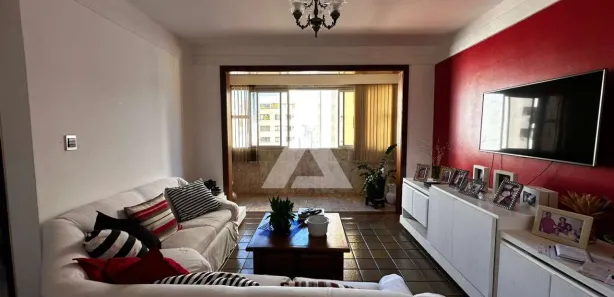 Apartamento com 4 Quartos para alugar, 194m² no Jardim Apipema, Salvador