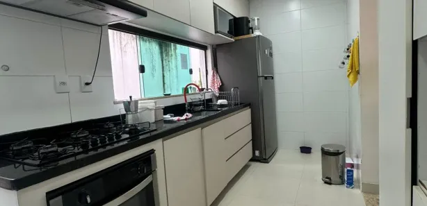 Apartamento com 2 Quartos para alugar, 68m² no Buraquinho, Lauro de Freitas