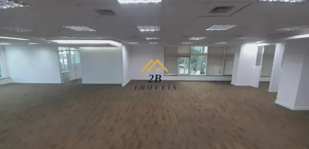 Ponto Comercial para venda ou aluguel, 556m² no Barra Olímpica, Rio de Janeiro