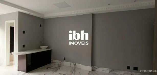 Sala Comercial à venda, 45m² no Santa Lúcia, Belo Horizonte