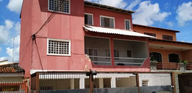 Sobrado com 4 Quartos à venda, 80m² no Setor Central, Brasília