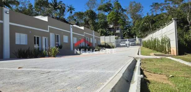 Casa de Condomínio com 2 Quartos à venda, 47m² no Pereira Barreto, Ribeirão Pires