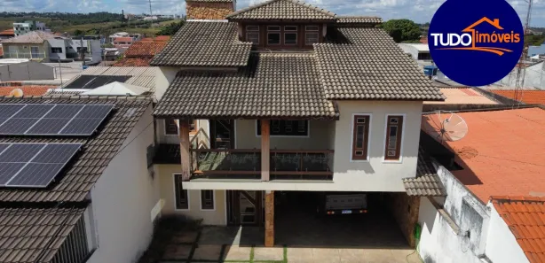 Sobrado com 5 Quartos para venda ou aluguel, 275m² no Setor Leste, Brasília