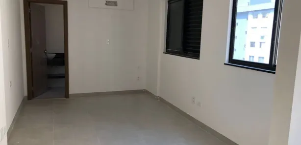 Kitnet com 1 Quarto à venda, 25m² no Zona 07, Maringá