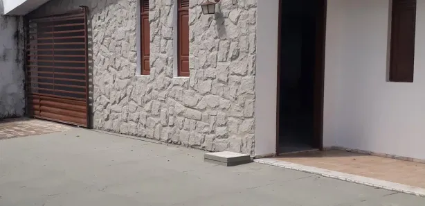 Casa com 4 Quartos para alugar, 170m² no Pitimbu, Natal