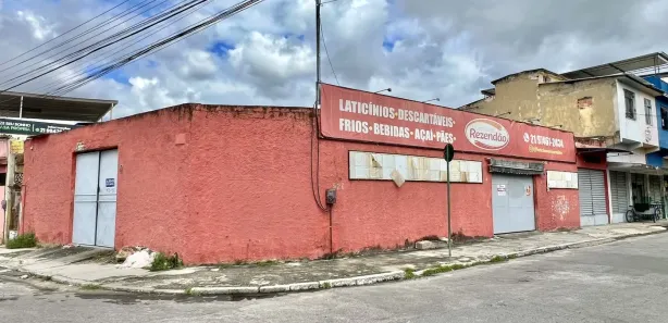 Galpão/Depósito/Armazém para alugar, 250m² no Centro, Nova Iguaçu