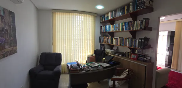Casa com 3 Quartos à venda, 240m² no Compensa, Manaus