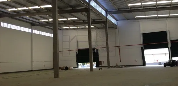 Galpão/Depósito/Armazém com 1 Quarto para alugar, 750m² no Pirajá, Salvador