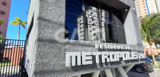 Apartamento com 2 Quartos para alugar, 56m² no Candelária, Natal
