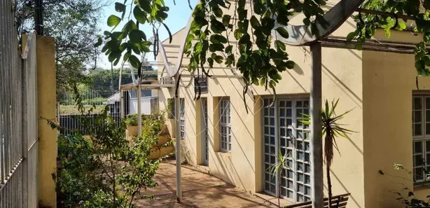 Casa com 4 Quartos à venda, 271m² no Centro, Araraquara