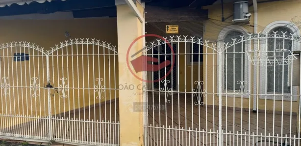 Casa com 3 Quartos à venda, 240m² no Vila São Geraldo, Taubaté