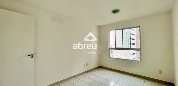 Apartamento com 3 Quartos para alugar, 76m² no Candelária, Natal