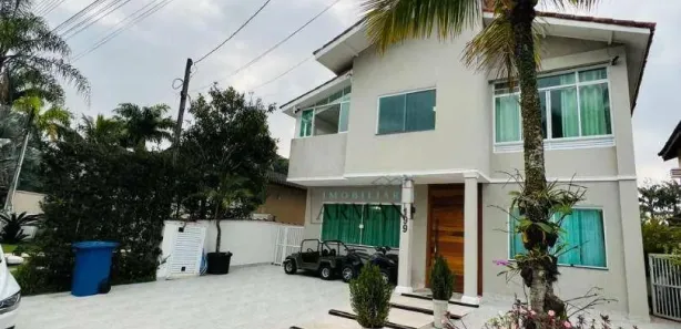 Casa de Condomínio com 6 Quartos para venda ou aluguel, 210m² no Balneário Praia do Pernambuco, Guarujá
