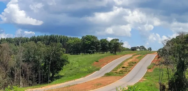 Lote/Terreno à venda, 253m² no Residencial Flor do Ipê, Abadia de Goiás
