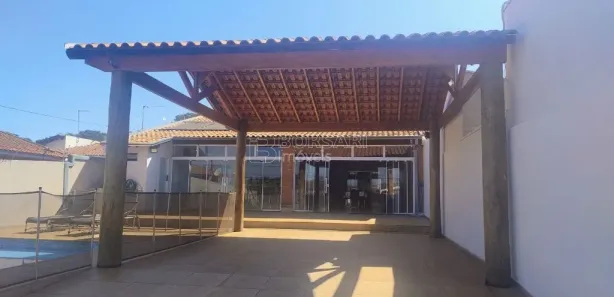Casa com 2 Quartos à venda, 262m² no Centro, Araraquara