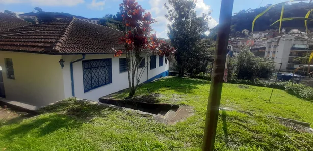 Imóvel Comercial com 1 Quarto para alugar, 300m² no Saldanha Marinho, Petrópolis