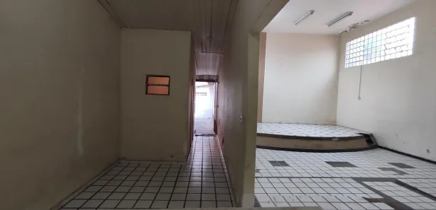 Imóvel Comercial à venda, 202m² no Centro, Eunápolis