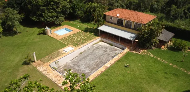 Fazenda/Sítio com 4 Quartos à venda, 10000m² no Setor de Habitações Individuais Sul, Brasília