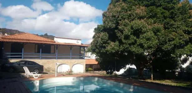 Casa com 5 Quartos para alugar, 2463m² no Serra, Belo Horizonte