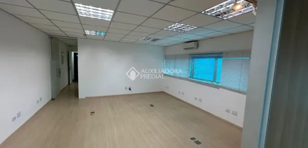 Sala Comercial à venda, 60m² no Vila Bocaina, Mauá