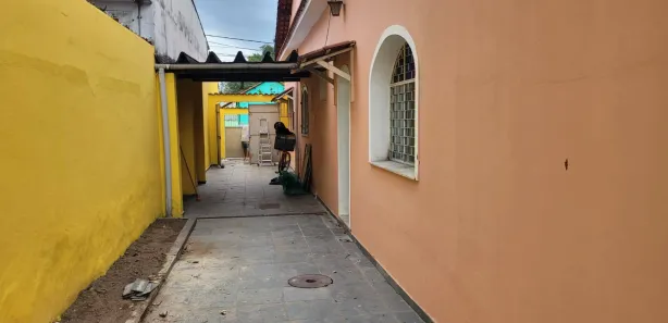 Casa com 4 Quartos para venda ou aluguel, 600m² no Campo Grande, Rio de Janeiro
