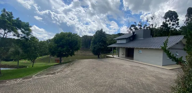Fazenda/Sítio com 3 Quartos à venda, 160m² no Área Rural de Farroupilha, Farroupilha
