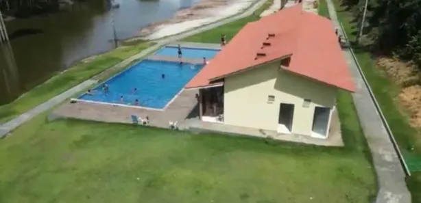 Lote/Terreno com 1 Quarto à venda, 1650m² no Centro, Iranduba
