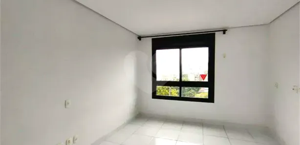 Apartamento com 1 Quarto para venda ou aluguel, 27m² no Cidade Baixa, Porto Alegre
