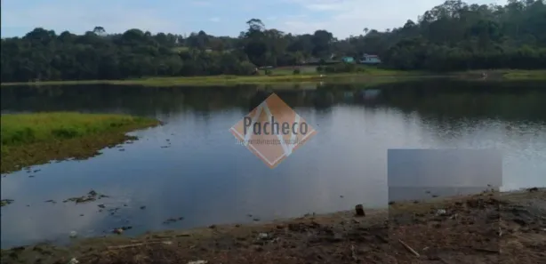 Fazenda/Sítio com 2 Quartos à venda, 120m² no Sertãozinho, Biritiba-Mirim
