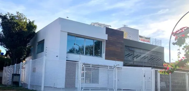 Casa com 4 Quartos à venda, 195m² no Asa Sul, Brasília