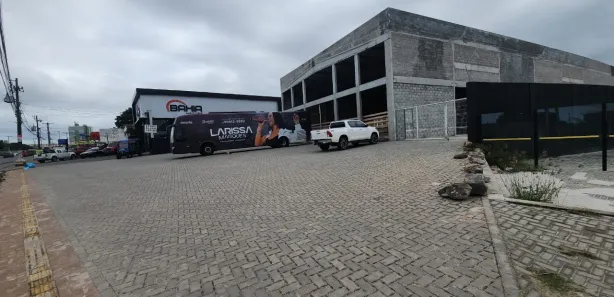 Galpão/Depósito/Armazém para alugar, 1400m² no Recreio Ipitanga, Lauro de Freitas