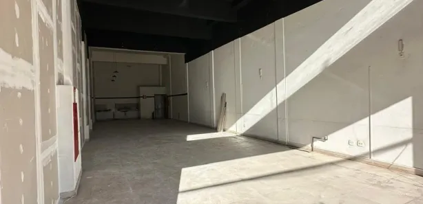 Ponto Comercial para alugar, 127m² no Angola, Betim