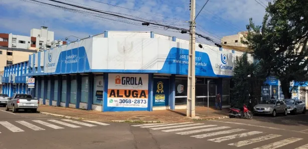 Sala Comercial para alugar, 900m² no Centro, Campo Mourão