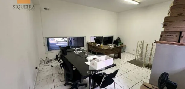 Galpão/Depósito/Armazém para alugar, 205m² no Jardim Prestes de Barros, Sorocaba