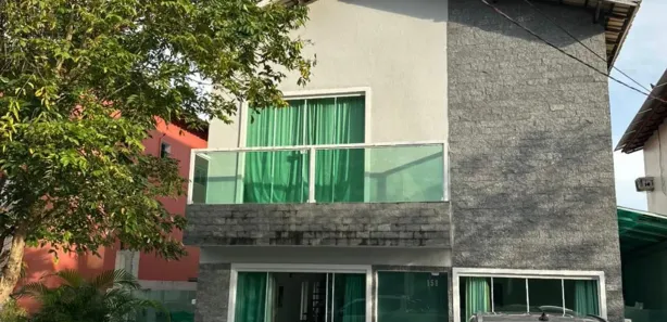 Casa de Condomínio com 4 Quartos para venda ou aluguel, 235m² no Flores, Manaus