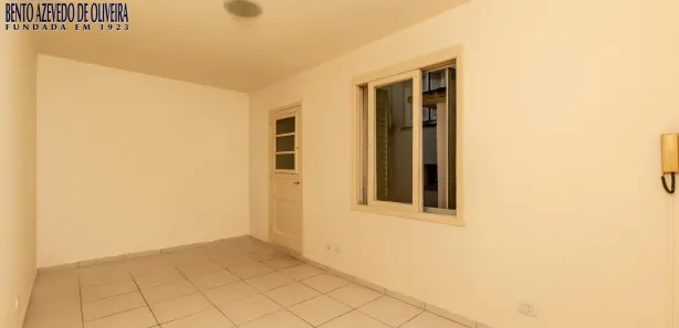 Kitnet para alugar, 25m² no Azenha, Porto Alegre