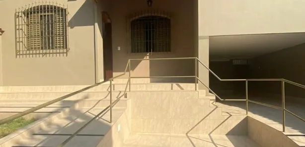 Casa com 3 Quartos à venda, 210m² no Paraíso, Belo Horizonte