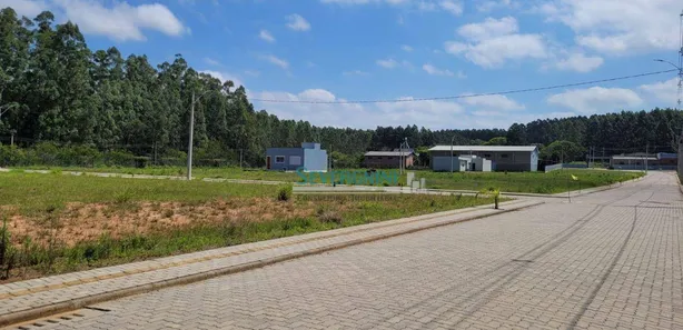Lote/Terreno à venda, 200m² no Três Figueiras, Glorinha