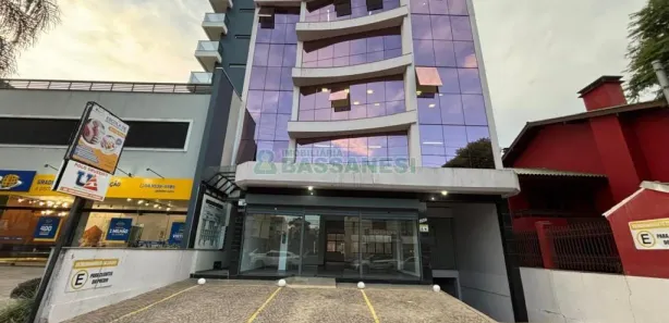 Ponto Comercial para alugar, 260m² no Nossa Senhora de Lourdes, Caxias do Sul