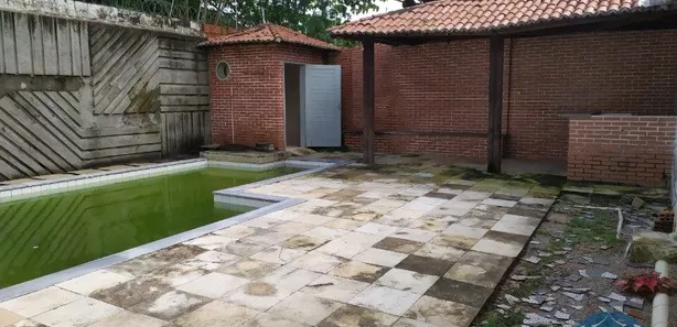 Casa com 6 Quartos à venda, 254m² no Petrópolis, Natal