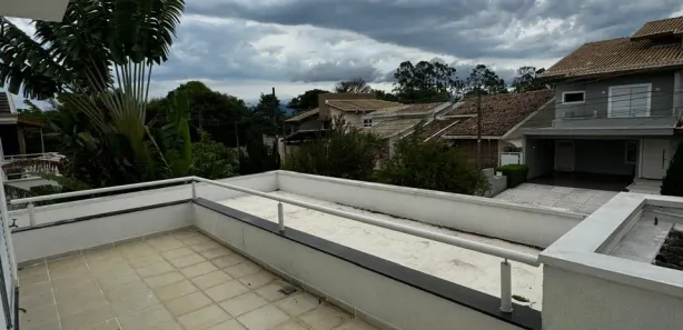 Casa de Condomínio com 4 Quartos para alugar, 300m² no Jardim Independência, Taubaté