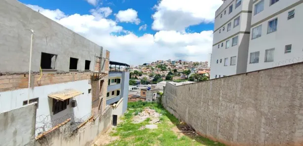 Lote/Terreno à venda, 603m² no Diamante (Barreiro), Belo Horizonte