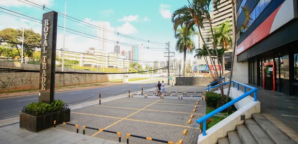 Sala Comercial à venda, 32m² no Parque Bela Vista, Salvador