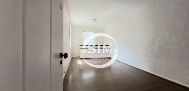 Sala Comercial para alugar, 150m² no Centro, Cabo Frio