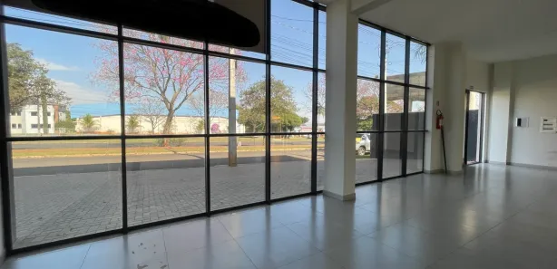 Galpão/Depósito/Armazém para alugar, 524m² no Centro, Marialva