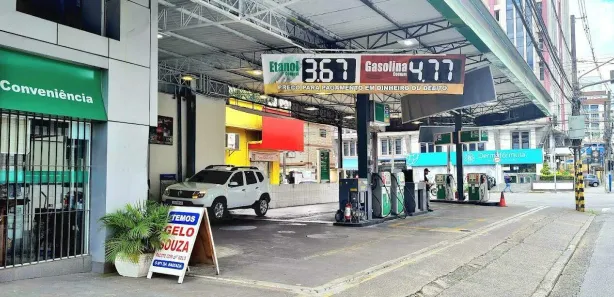 Sala Comercial para alugar, 814m² no Embaré, Santos