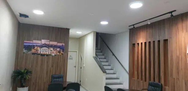 Prédio Comercial com 2 Quartos para venda ou aluguel, 500m² no Adrianópolis, Manaus