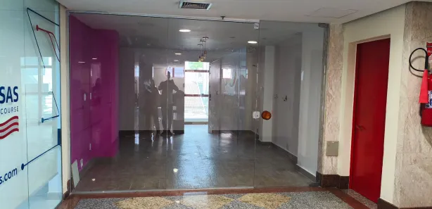 Ponto Comercial para alugar, 21m² no Vila Valqueire, Rio de Janeiro